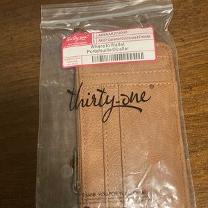 Thirty one where to wallet caramel distressed